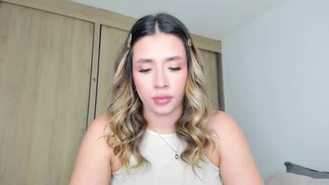 Camila online show from 02/28/25, 07:46