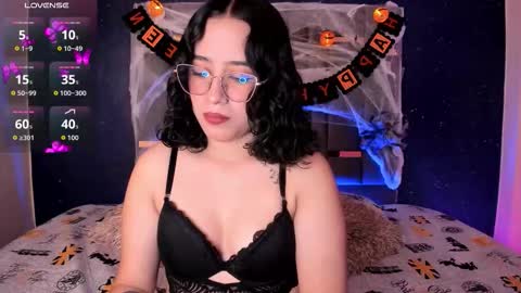 Annie online show from 10/09/25, 04:54