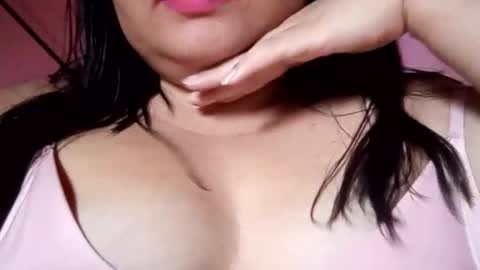 sweetapple808216 online show from 12/12/24, 06:21