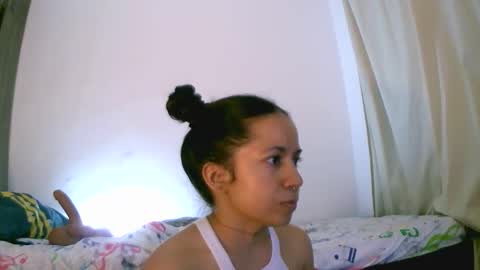 Snapshot of sweetapril_1991 chatting on 10/23/25, 10:30 sweetapril_1991 online show from 10/23/25, 10:30