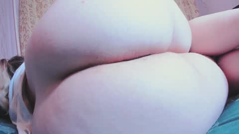 Snapshot of sweetass_u chatting on 12/09/24, 03:29 Nastya  online show from 12/09/24, 03:29