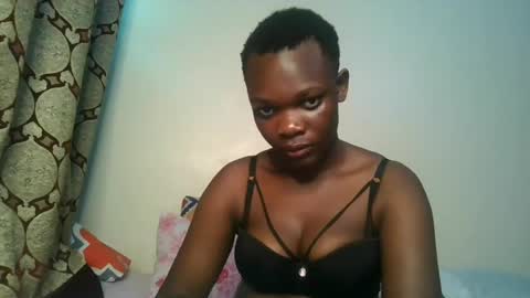 Snapshot of sweetassbabe20 chatting on 06/18/26, 11:36 Sweetass online show from 06/18/26, 11:36