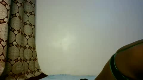 Snapshot of sweetassbabe20 chatting on 07/12/26, 04:53 Sweetass online show from 07/12/26, 04:53