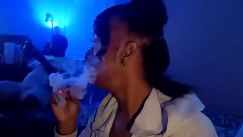 Snapshot of sweetaztea chatting on 03/03/25, 01:10 sweetaztee online show from 03/03/25, 01:10