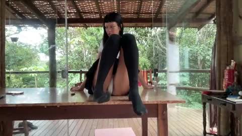 Snapshot of sweetbambiiii chatting on 01/14/25, 01:06 sweetbambiiii online show from 01/14/25, 01:06