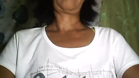 Snapshot of sweetbella24 chatting on 07/03/26, 02:23 im anne online show from 07/03/26, 02:23