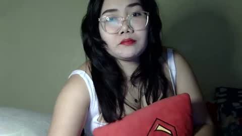 Snapshot of sweetbeverly4u chatting on 01/13/26, 04:07 sweetbeverly4u online show from 01/13/26, 04:07