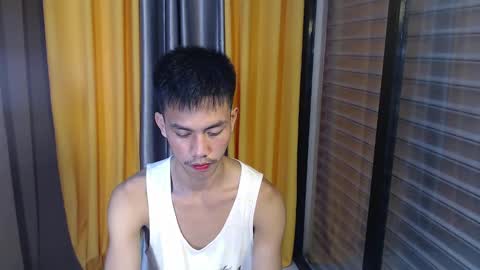 Snapshot of sweetbigcockz chatting on 02/06/25, 09:43 sweetbigcockz online show from 02/06/25, 09:43