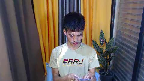 Snapshot of sweetbigcockz chatting on 02/16/25, 02:00 sweetbigcockz online show from 02/16/25, 02:00