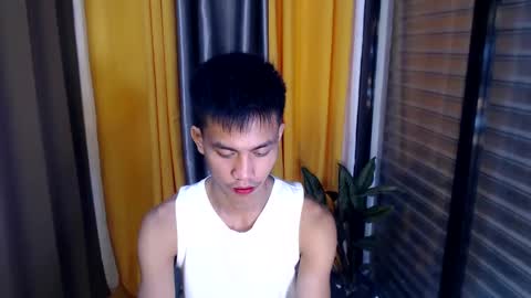 Snapshot of sweetbigcockz chatting on 02/26/25, 07:53 sweetbigcockz online show from 02/26/25, 07:53