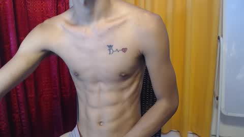 Snapshot of sweetbigcockz chatting on 10/11/25, 07:23 sweetbigcockz online show from 10/11/25, 07:23