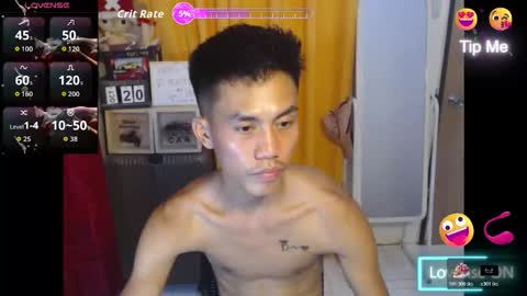 Snapshot of sweetbigcockz chatting on 10/19/25, 01:56 sweetbigcockz online show from 10/19/25, 01:56