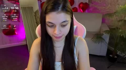 Snapshot of sweetblushie chatting on 03/09/26, 01:42 Kim online show from 03/09/26, 01:42