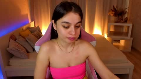 Snapshot of sweetblushie chatting on 04/06/26, 04:46 Kim online show from 04/06/26, 04:46