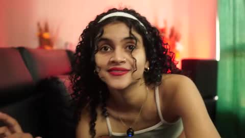 Salom independent model online show from 09/15/25, 06:52