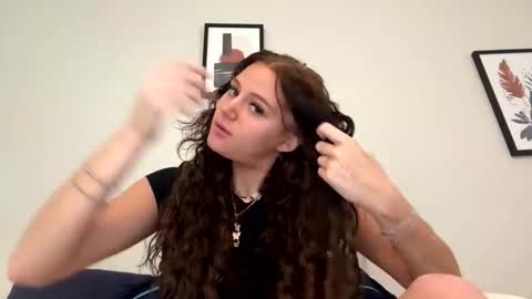 Snapshot of sweetbrittaniexox chatting on 04/07/26, 07:25 Brittanie online show from 04/07/26, 07:25