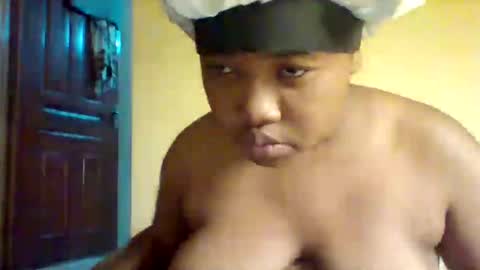 Snapshot of sweetbunnny9 chatting on 10/22/25, 12:55 Sweetbunny9 online show from 10/22/25, 12:55