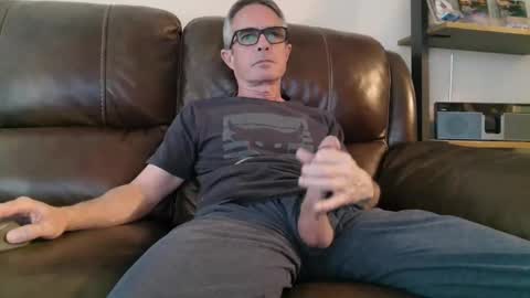 Snapshot of sweetcocksean chatting on 05/20/26, 11:00 sweetcocksean online show from 05/20/26, 11:00