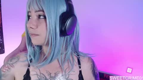       Independent model online show from 09/25/25, 05:00