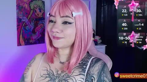       Independent model online show from 11/21/25, 09:35