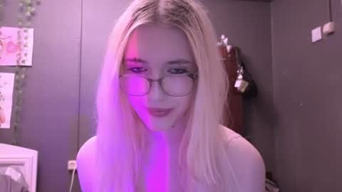 sweetcrystalll online show from 07/21/26, 12:35