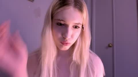 sweetcrystalll online show from 08/08/26, 05:59