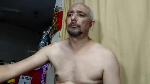 sweetcuervo independent model online show from 12/21/24, 04:09