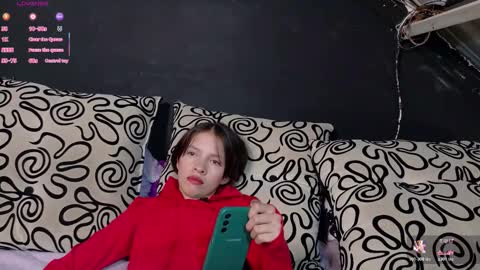 Snapshot of sweetdam12 chatting on 10/30/25, 08:09 sweetdam12 online show from 10/30/25, 08:09