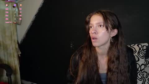 Snapshot of sweetdam12 chatting on 11/11/25, 08:42 sweetdam12 online show from 11/11/25, 08:42