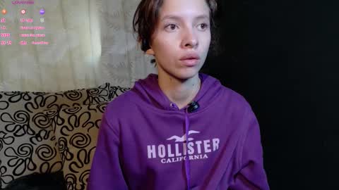 Snapshot of sweetdam12 chatting on 11/14/25, 07:45 sweetdam12 online show from 11/14/25, 07:45