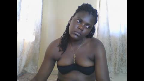 Snapshot of sweetdarkskin chatting on 05/16/26, 10:36 CLARIS online show from 05/16/26, 10:36
