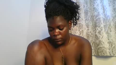 Snapshot of sweetdarkskin chatting on 05/22/26, 12:22 CLARIS online show from 05/22/26, 12:22