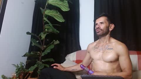 sweetday_19 online show from 10/12/25, 01:48