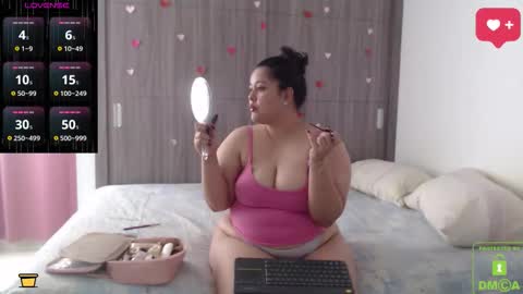 Snapshot of sweetdesires_ chatting on 03/06/26, 06:37 online show from 03/06/26, 06:37