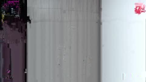 Snapshot of sweetdesires_ chatting on 04/04/26, 02:36 online show from 04/04/26, 02:36