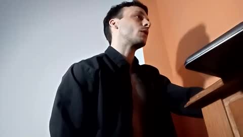 sweetdisaster999 online show from 10/31/25, 02:12