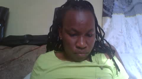 Snapshot of sweetdiva2012 chatting on 01/14/26, 05:24 sweetdiva2012 online show from 01/14/26, 05:24
