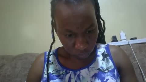 Snapshot of sweetdiva2012 chatting on 03/08/26, 03:54 sweetdiva2012 online show from 03/08/26, 03:54