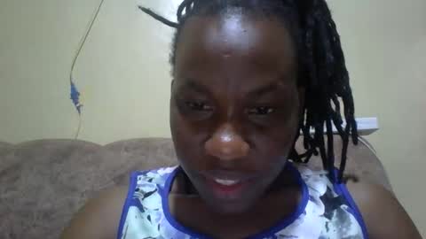 Snapshot of sweetdiva2012 chatting on 03/25/26, 07:09 sweetdiva2012 online show from 03/25/26, 07:09