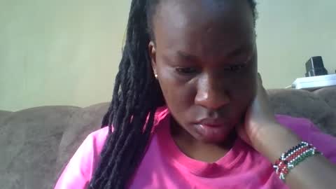 Snapshot of sweetdiva2012 chatting on 04/06/26, 04:46 sweetdiva2012 online show from 04/06/26, 04:46