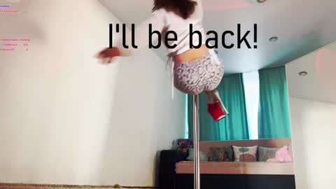 Vicktorious online show from 12/21/24, 04:03