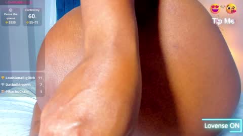 Mia online show from 02/06/25, 03:41