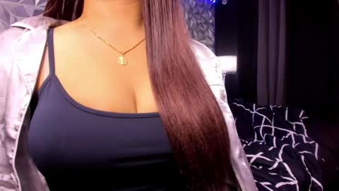 sweetest_one4 online show from 05/22/26, 08:47