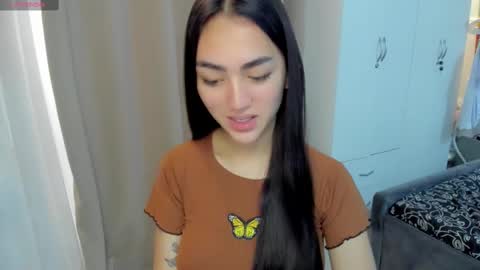 Snapshot of sweetestmallow chatting on 02/20/25, 12:19 mallow online show from 02/20/25, 12:19