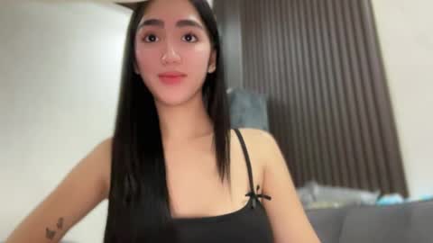 mallow online show from 12/03/25, 01:53