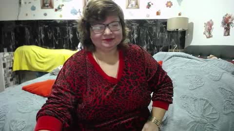 Snapshot of sweetestmilf4you chatting on 02/09/26, 10:52 sweetestmilf4you online show from 02/09/26, 10:52