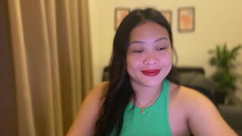 Snapshot of sweetestsmile_ chatting on 09/12/25, 01:06 Khaye online show from 09/12/25, 01:06