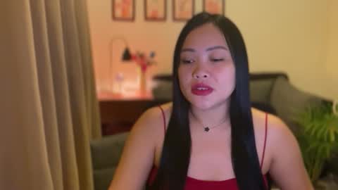 Snapshot of sweetestsmile_ chatting on 09/30/25, 01:05 Khaye online show from 09/30/25, 01:05