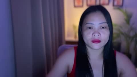 Snapshot of sweetestsmile_ chatting on 03/24/26, 12:48 Khaye online show from 03/24/26, 12:48