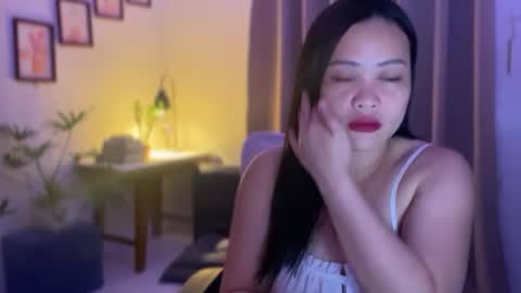 Snapshot of sweetestsmile_ chatting on 04/01/26, 02:14 Khaye online show from 04/01/26, 02:14